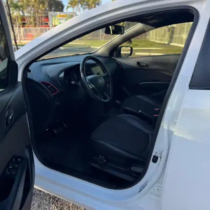HYUNDAI-HB20-2019
