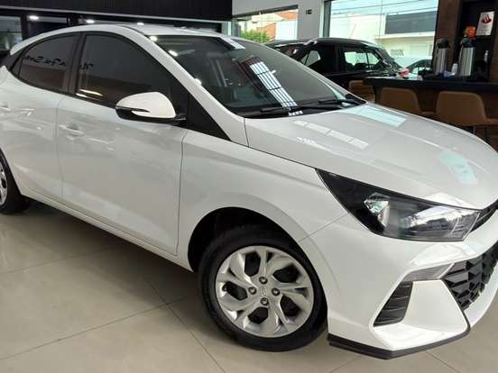 HYUNDAI-HB20-2023