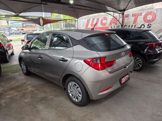 HYUNDAI-HB20-2022