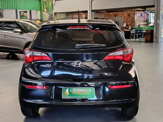 HYUNDAI-HB20-2018