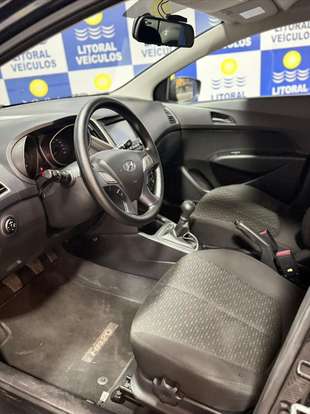 HYUNDAI-HB20-2017