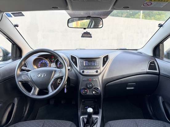 HYUNDAI-HB20-1.0 COMFORT PLUS 12V FLEX 4P MANUAL HYUNDAI-HB20-2017