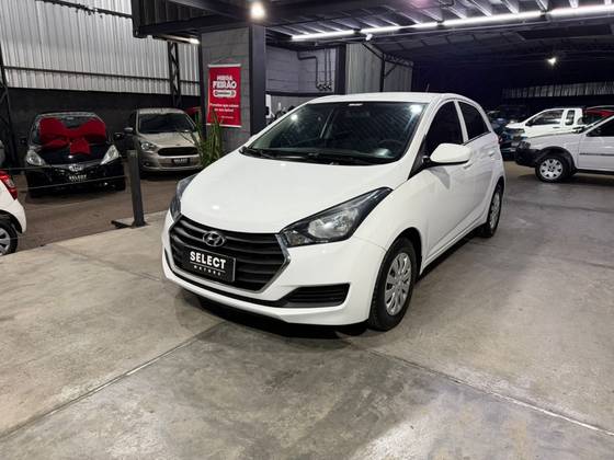 HYUNDAI HB20 1.0 COMFORT PLUS 12V FLEX 4P MANUAL