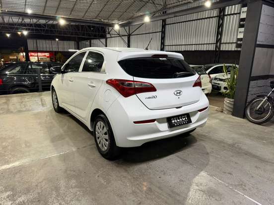 HYUNDAI-HB20-2017