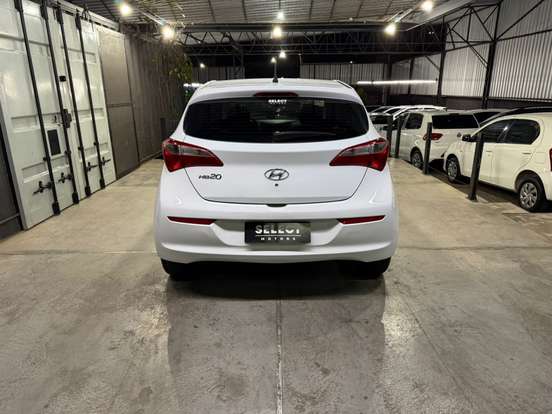 HYUNDAI-HB20-1.0 COMFORT PLUS 12V FLEX 4P MANUAL HYUNDAI-HB20-2017