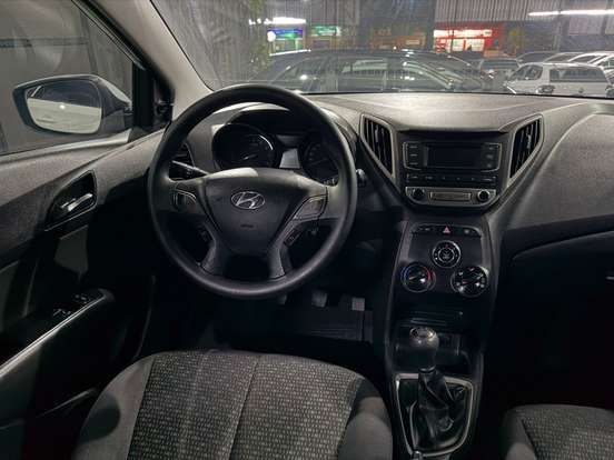 HYUNDAI-HB20-1.0 COMFORT PLUS 12V FLEX 4P MANUAL HYUNDAI-HB20-2017