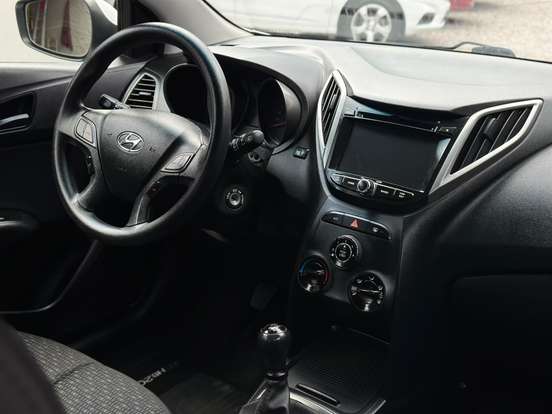 HYUNDAI-HB20-1.0 COMFORT STYLE 12V FLEX 4P MANUAL HYUNDAI-HB20-2016