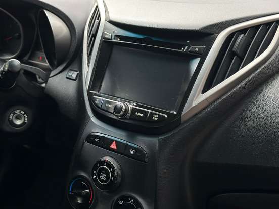 HYUNDAI-HB20-2016