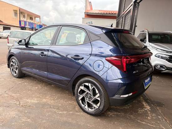 HYUNDAI-HB20-2023