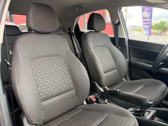 HYUNDAI-HB20-2023