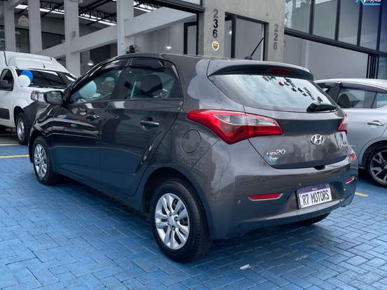 HYUNDAI-HB20-1.6 COMFORT PLUS 16V FLEX 4P MANUAL HYUNDAI-HB20-2014