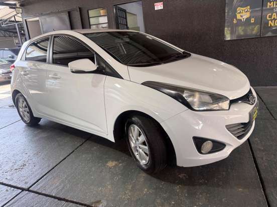 HYUNDAI-HB20-2014