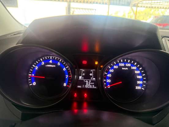 HYUNDAI-HB20-2014