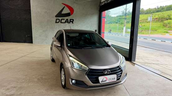 HYUNDAI-HB20-2015