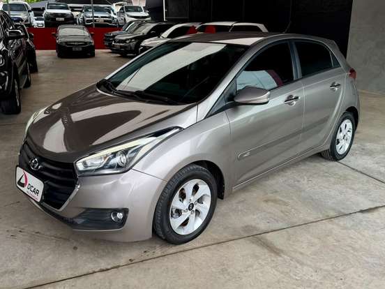 HYUNDAI-HB20-1.6 PREMIUM 16V FLEX 4P AUTOMÁTICO HYUNDAI-HB20-2015