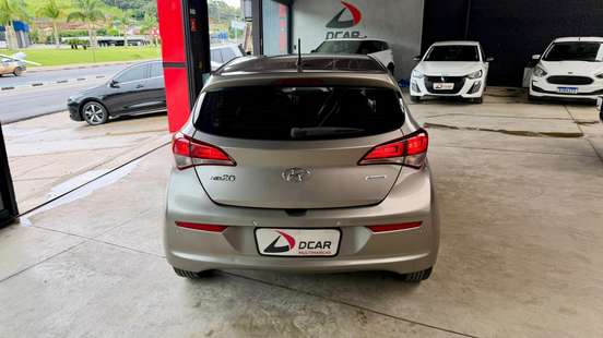 HYUNDAI-HB20-2015