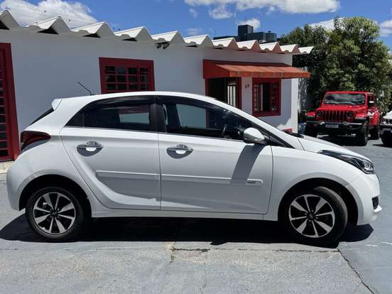 HYUNDAI-HB20-1.6 PREMIUM 16V FLEX 4P AUTOMÁTICO HYUNDAI-HB20-2019