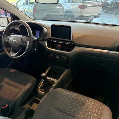 HYUNDAI-HB20S-2023