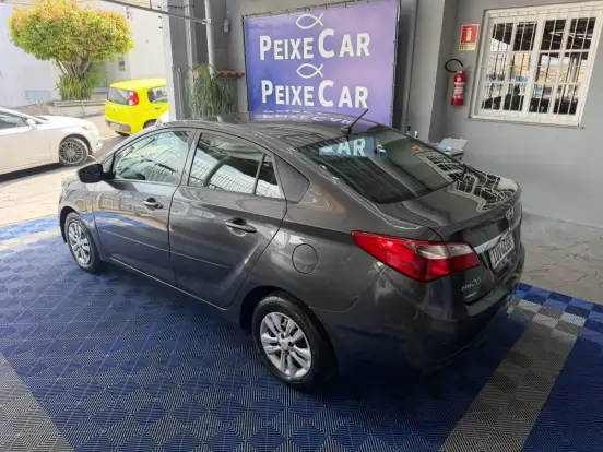 HYUNDAI-HB20S-2013