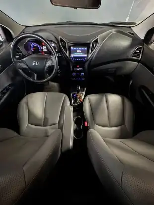 HYUNDAI-HB20S-1.6 PREMIUM 16V FLEX 4P AUTOMÁTICO HYUNDAI-HB20S-2017