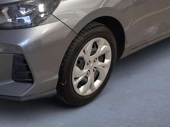 HYUNDAI-HB20S-2025
