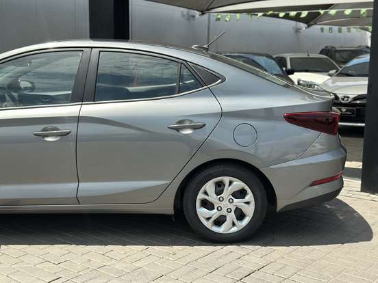 HYUNDAI-HB20S-1.0 12V FLEX COMFORT PLUS MANUAL HYUNDAI-HB20S-2024