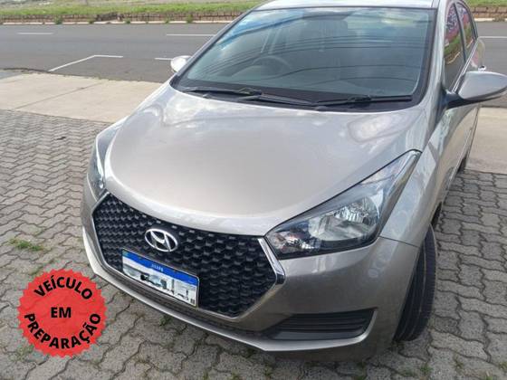 HYUNDAI HB20S 1.0 COMFORT PLUS 12V FLEX 4P MANUAL