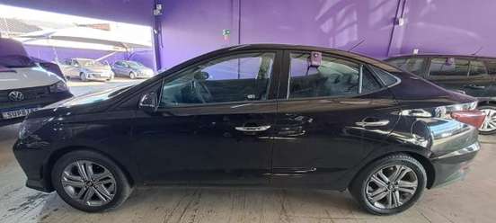 HYUNDAI-HB20S-2025
