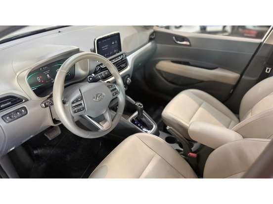HYUNDAI-HB20S-1.0 TGDI FLEX PLATINUM AUTOMÁTICO HYUNDAI-HB20S-2025