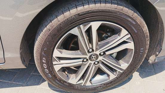 HYUNDAI-HB20S-2025