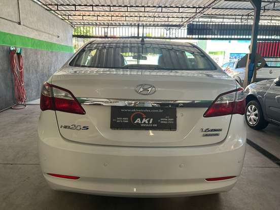 HYUNDAI-HB20S-2015