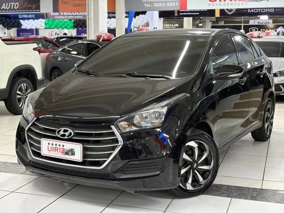 HYUNDAI HB20S 1.6 COMFORT PLUS 16V FLEX 4P AUTOMÁTICO