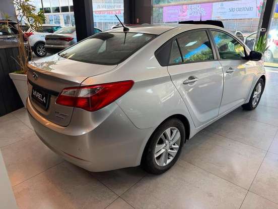 HYUNDAI-HB20S-1.6 PREMIUM 16V FLEX 4P AUTOMÁTICO HYUNDAI-HB20S-2013