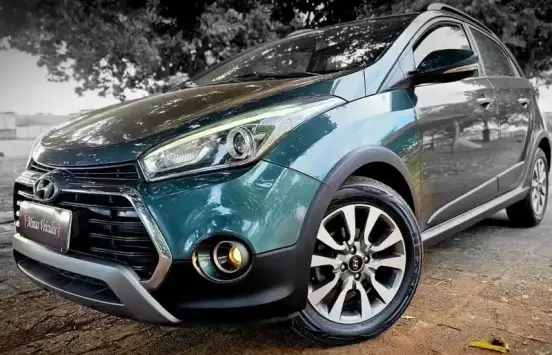 HYUNDAI-HB20X-2016
