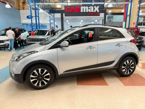 HYUNDAI-HB20X-2018