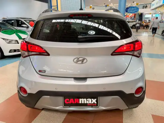 HYUNDAI-HB20X-2018