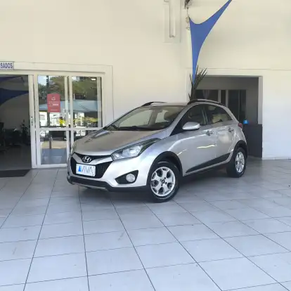 HYUNDAI-HB20X-1.6 16V PREMIUM FLEX 4P AUTOMÁTICO HYUNDAI-HB20X-2014