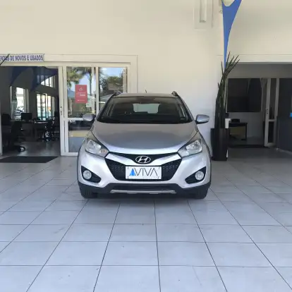 HYUNDAI-HB20X-2014