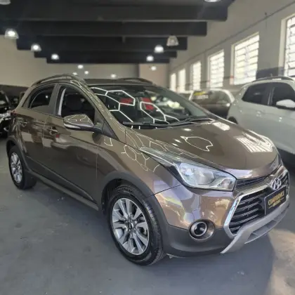 HYUNDAI HB20X 1.6 16V STYLE FLEX 4P AUTOMÁTICO