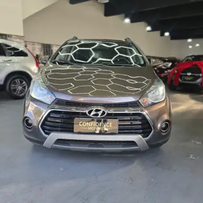 HYUNDAI-HB20X-2016