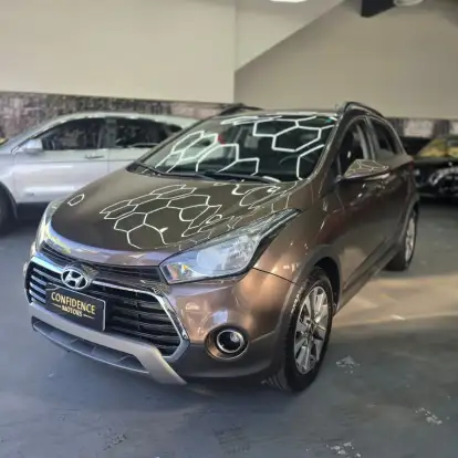 HYUNDAI-HB20X-2016