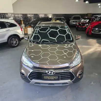 HYUNDAI-HB20X-2016