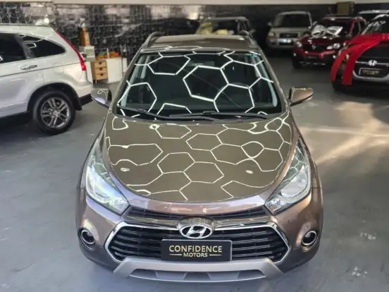 HYUNDAI-HB20X-1.6 16V STYLE FLEX 4P AUTOMÁTICO HYUNDAI-HB20X-2016