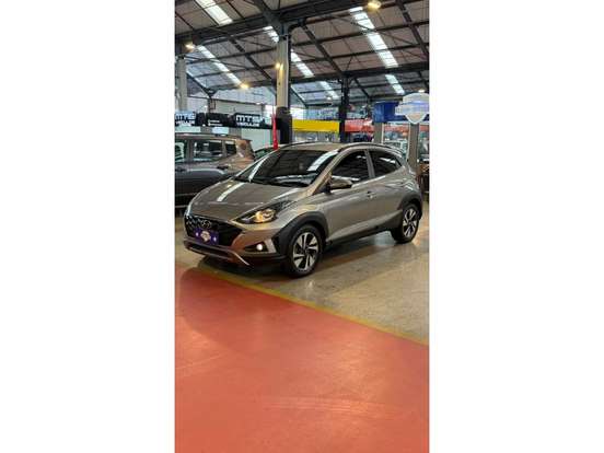 HYUNDAI-HB20X-2021