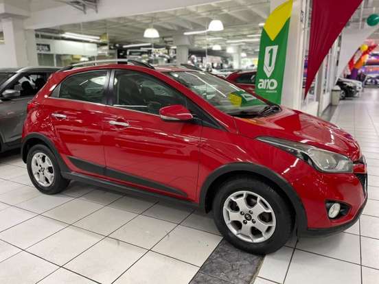 HYUNDAI-HB20X-1.6 16V PREMIUM FLEX 4P AUTOMÁTICO HYUNDAI-HB20X-2014