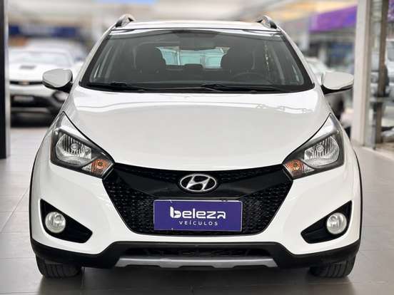 HYUNDAI-HB20X-1.6 16V PREMIUM FLEX 4P AUTOMÁTICO HYUNDAI-HB20X-2015