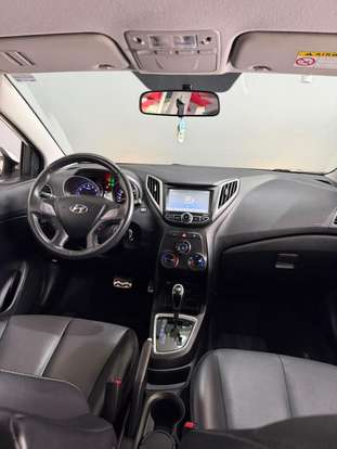 HYUNDAI-HB20X-2015