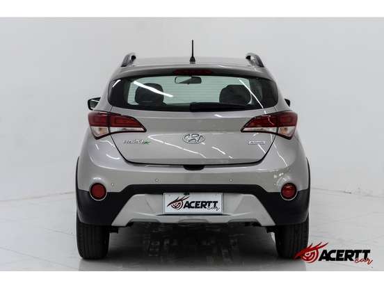 HYUNDAI-HB20X-2016