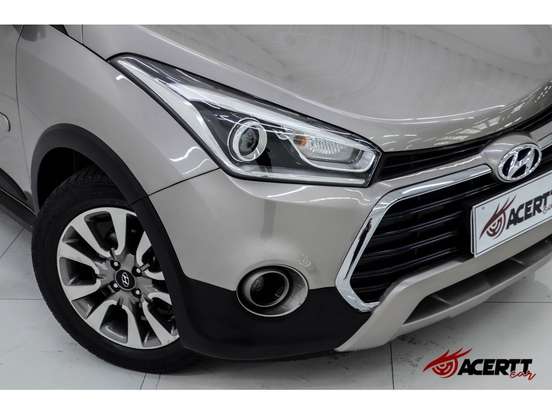 HYUNDAI-HB20X-1.6 16V PREMIUM FLEX 4P AUTOMÁTICO HYUNDAI-HB20X-2016