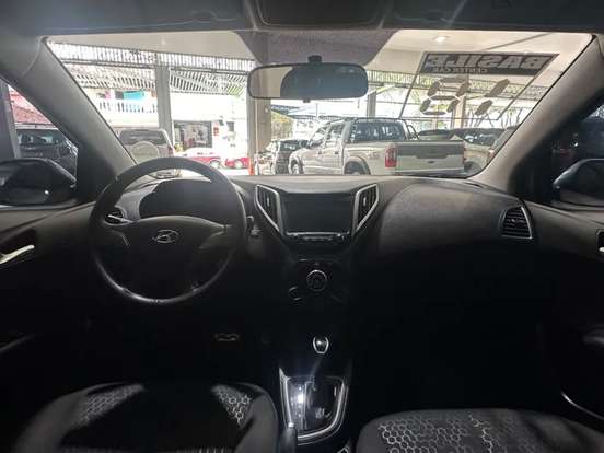 HYUNDAI-HB20X-1.6 16V STYLE FLEX 4P AUTOMÁTICO HYUNDAI-HB20X-2017